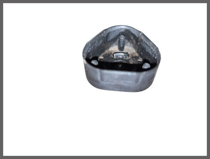 Tailgate lock cover – Renault 6 – Renault 12 - Various Renault models - OEM 7700500517 – NOS