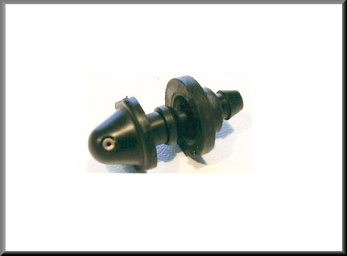 Buse de lave-glace noire – Renault 12 – Renault 15 - Renault divers - OEM 7704000002