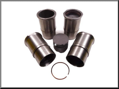 Pistons avec chemises 77 mm – Renault 12 – Renault 15 - Renault 17 - Renault 16 - OEM 7701451775