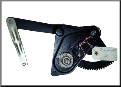 Rear right window lift mechanism – Renault 16 – OEM 7700610069