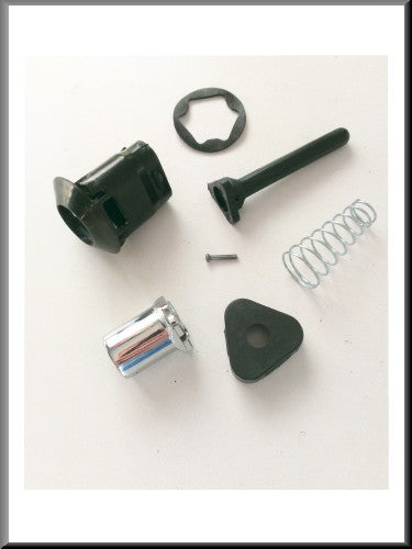 Tailgate lock push button – Renault 12 – OEM 7701453959