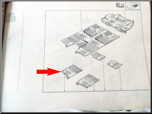 Pièce de réparation plancher avant droit – Renault 16 – OEM 7701401944