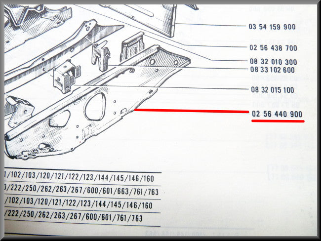 Chassisplaat links – Renault 16 – OEM 0256440900