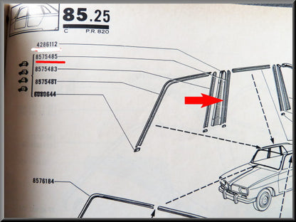 Baguette chromée de porte arrière droite (côté montant B) – Renault 16 – OEM 0857548500 – Occasion