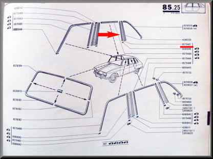 Baguette chromée de porte arrière droite (côté montant C) – Renault 16 – OEM 0857548700 – Occasion