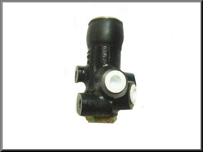 Compensateur de frein 3 sorties – Renault 16 – Renault 5 - Renault divers - OEM 7700523312
