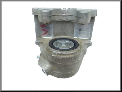 Brake caliper left – Renault 16 < 1968 – OEM 7701003507