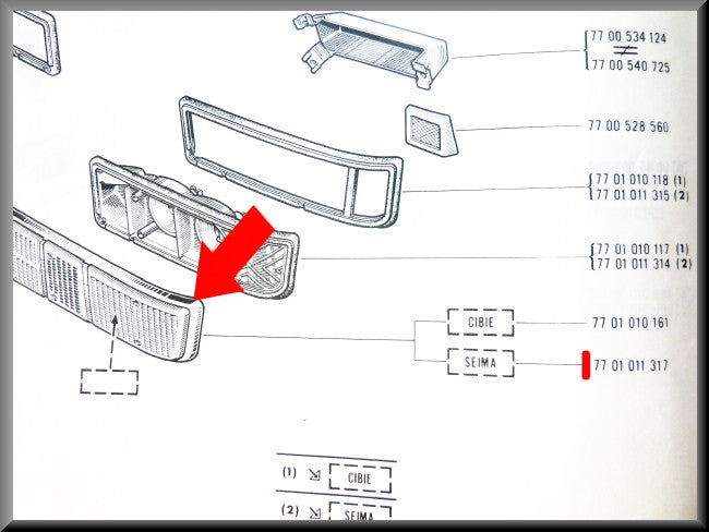 Cache feu arrière droit – Renault 16 – OEM 7701011317
