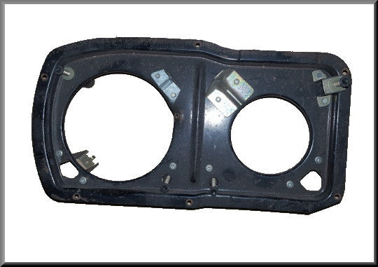 Cadre de phare droit – Renault 16 TX >1975 – OEM 7701018375