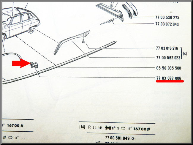 Clip (plastic) for the trim strips – Renault 16 – Renault 12 - Various Renault models - OEM 7703077006 / 7700516816