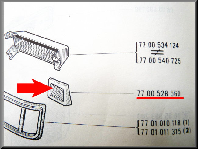 Réflecteur arrière droit – Renault 16 TX, TL, TS – OEM 7700528560