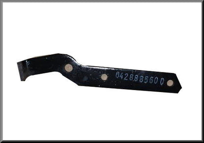 Support de pare-chocs gauche (version courte) – Renault 16 – OEM 0428885511 / 0428613700
