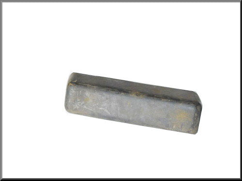 Bute de pare-chocs avant gauche – Renault 12 – OEM 7700610826