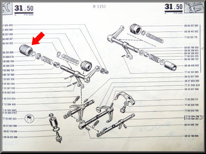 Caoutchouc de tringlerie de boîte de vitesses droite – Renault 16 – Renault 20 – Renault Fuego – Alpine – OEM 0608353800