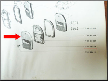 Rear light reflector right break – Renault 12 – OEM 7701009226