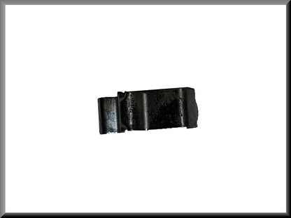 Agrafe câble de commande volet de ventilation – Renault 16 – OEM 0855854900