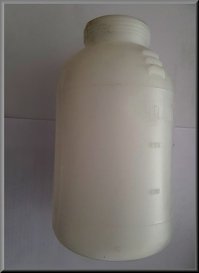 Réservoir lave-glace (plastique) – Renault 12 – Renault 5 – Renault 16 – Renault divers – OEM 7700534220