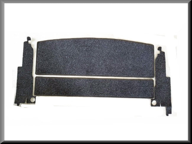 Planche arrière et garnitures de montant C grises (bouclées) – Renault 16 – OEM 7700531408 / 7700531410 / 7700530986 / 7700530987
