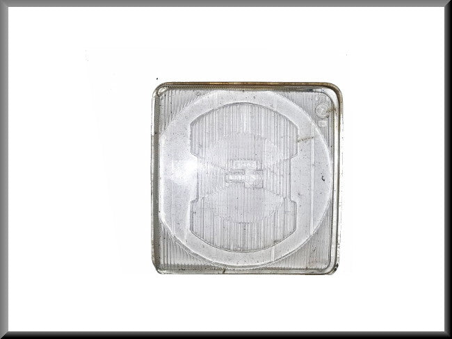 Headlamp glass left inside – Renault 16 TX