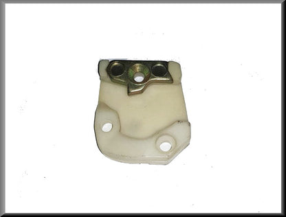 Striker left - Renault 16 - OEM 7700503010