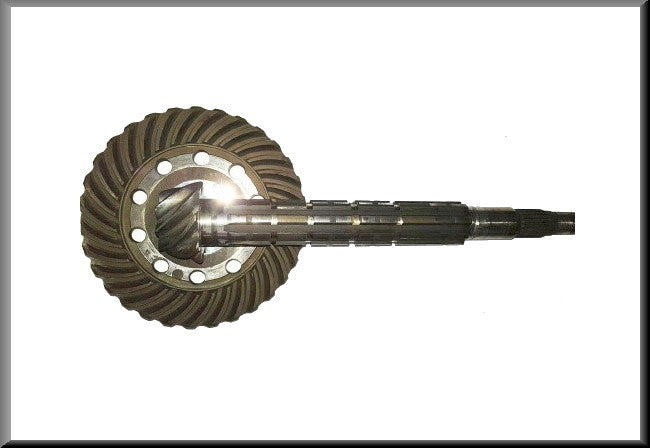 Crown wheel and pinion (8 and 31 teeth) 385 gearbox – Renault 16 – OEM 7701455894