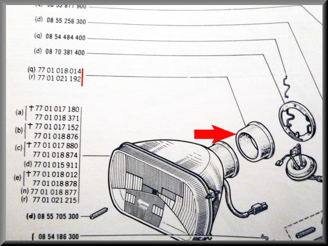 Caoutchouc cache-poussière de phare – Renault 16 TX, TS – OEM 7701018014