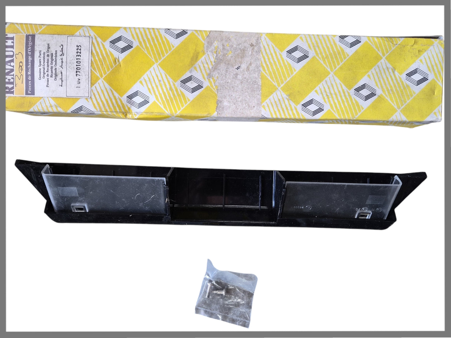 License plate light cover - Renault 6 - OEM 7701013225