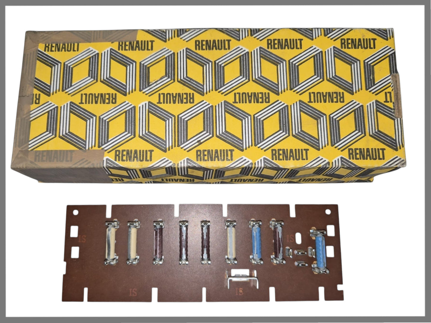 Fuse board with fuses - Renault Trafic - OEM 7701349065