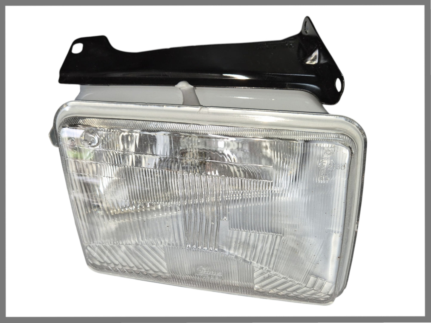 Headlight H4 Kangaroo right - Renault 18 Break - OEM 7701023693