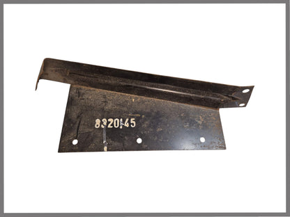 Steun spatbord achter rechts – Renault 8 – OEM 0832014500