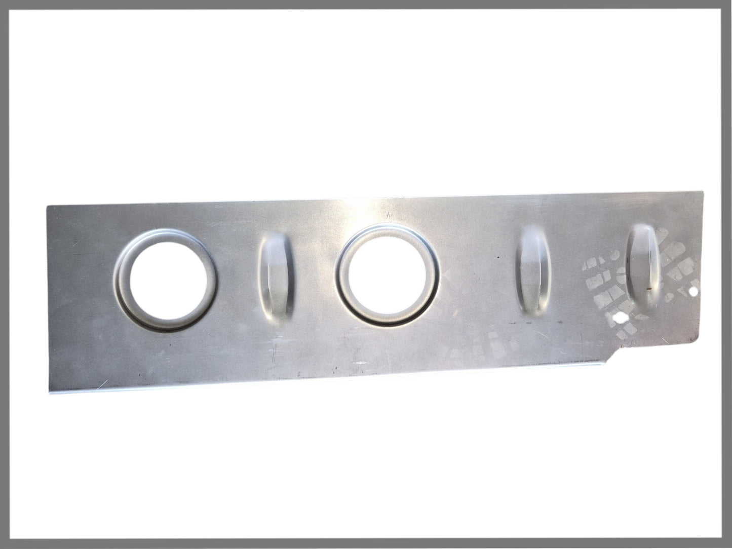 Tussenplaat voorzijde rechts - Renault 16 - OEM 0256438800 RV