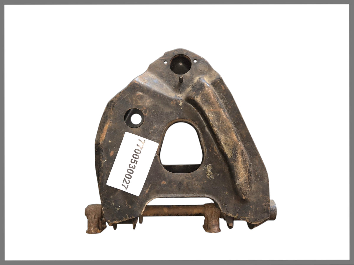 Triangle inférieur gauche (version renforcée)(Sauf : caution de 250,00 € pour reprise) – Renault 16 – OEM 7700530027
