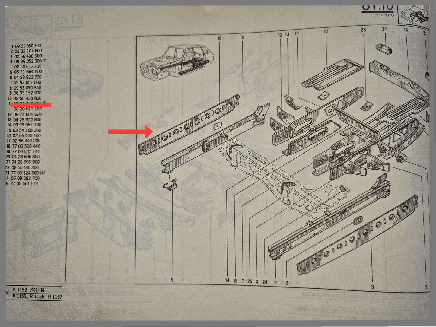 Tussenplaat eindstuk rechts - Renault 16 - OEM 0256438800 R