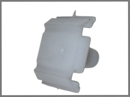 Clip sierlijst - Renault 18 - Renault 30 - OEM 7703077024